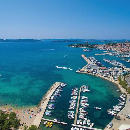 Gorgeous Apartment In Vodice With Kitchen Екстериор снимка