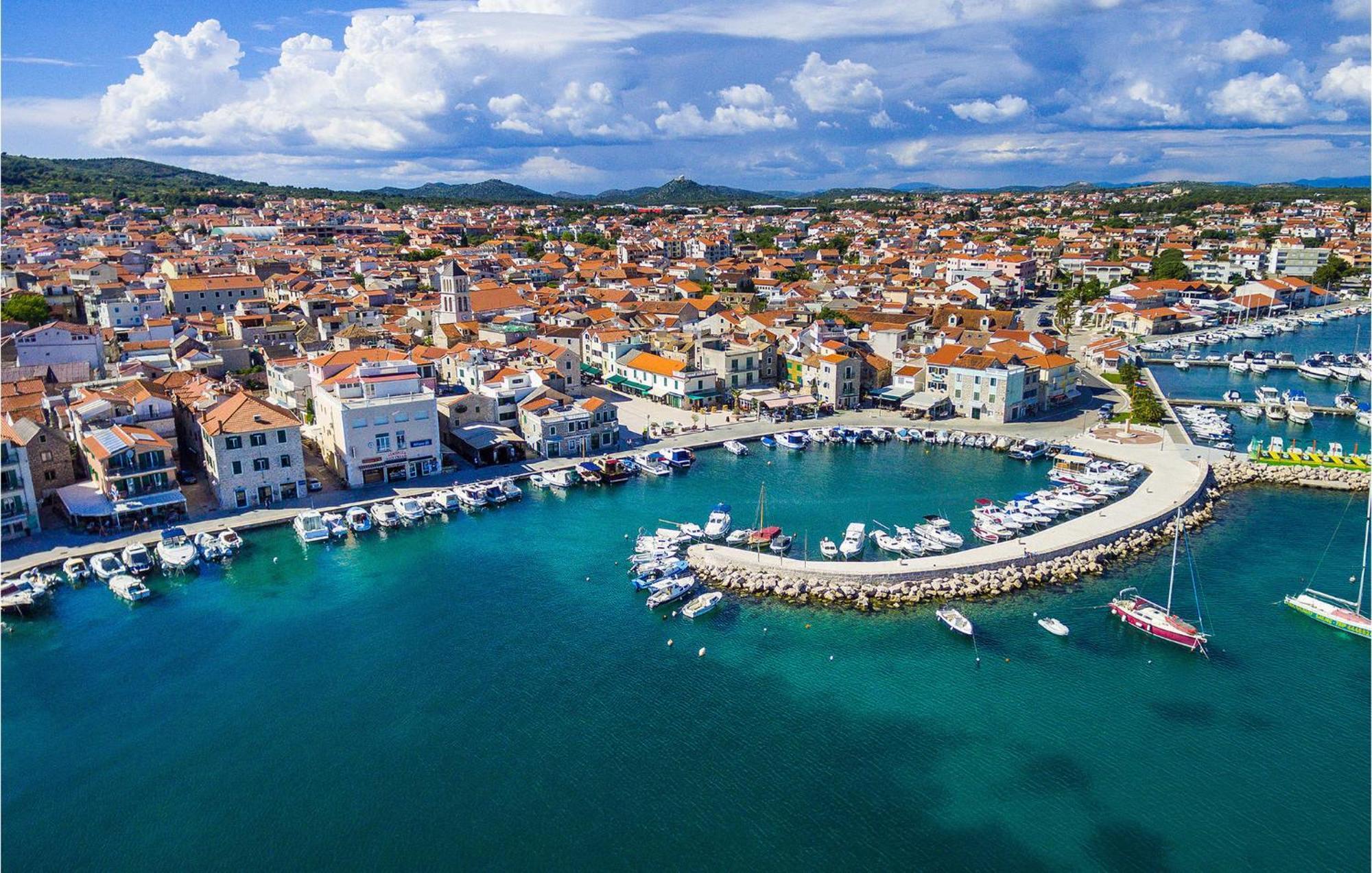 Gorgeous Apartment In Vodice With Kitchen Екстериор снимка